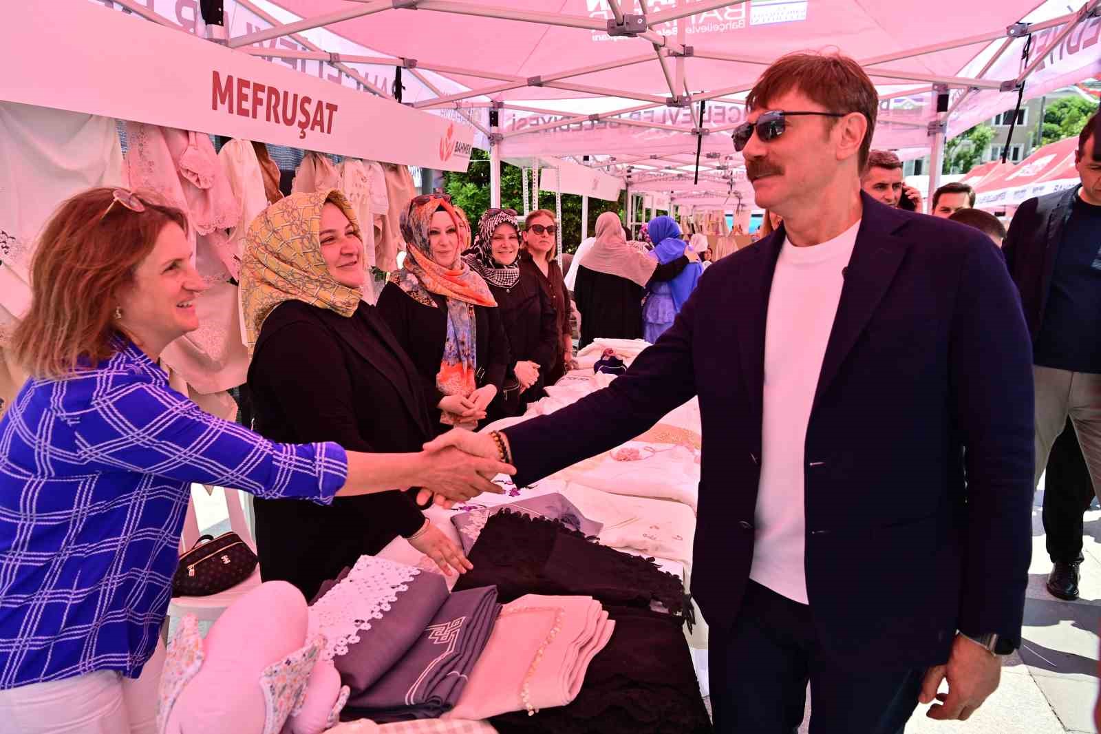 Bahçelievler’de BAHMEK Kurs Sergisi açıldı
