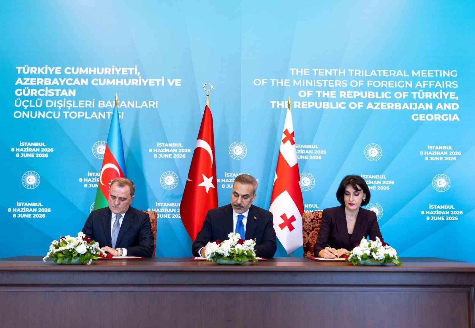 İstanbul’da Türkiye-Azerbaycan-Gürcistan arasında İstanbul Bildirisi imzalandı