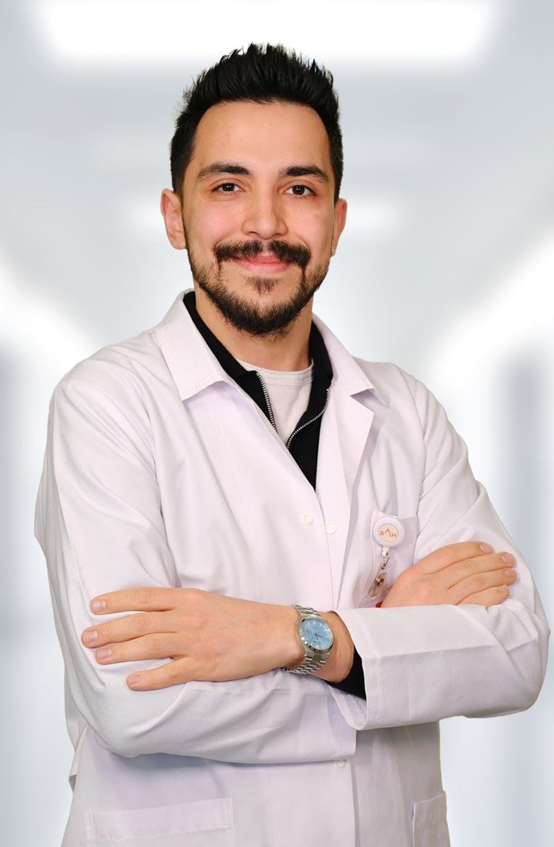 Göz kapağı estetiğiyle daha genç ve dinamik bakışlar mümkün
