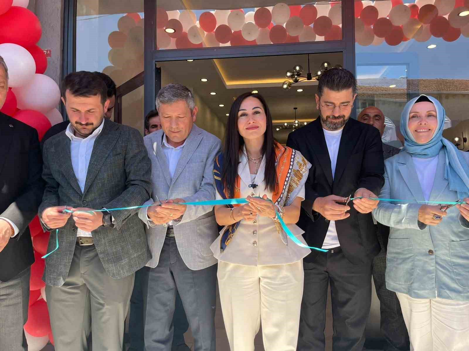 Beykoz Lokantaları’nın 3’üncü şubesi Yenimahalle’de hizmete açıldı