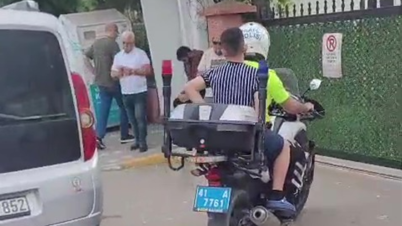 Polis ekipleri öğrenciyi sınava yetiştirmek için zamanla yarıştı