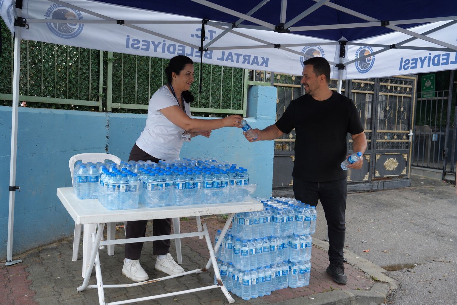 Kartal Belediyesi’nden LGS öğrencilerine sınav günü desteği
