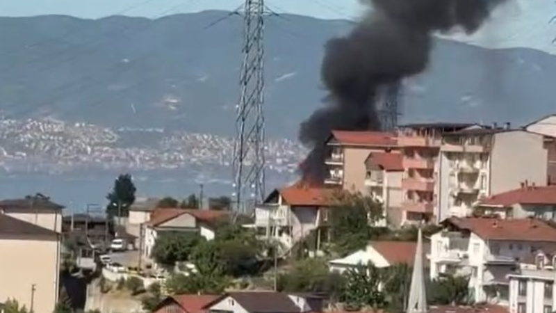 Gültepe'de korkutan yangın