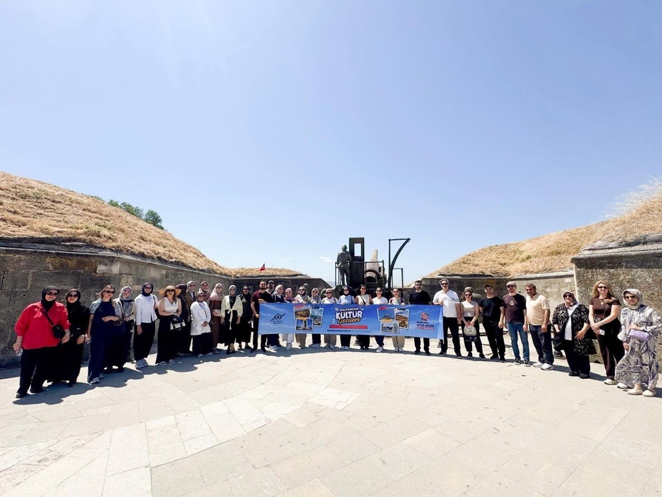 Sultangazililer için kültür gezileri başladı