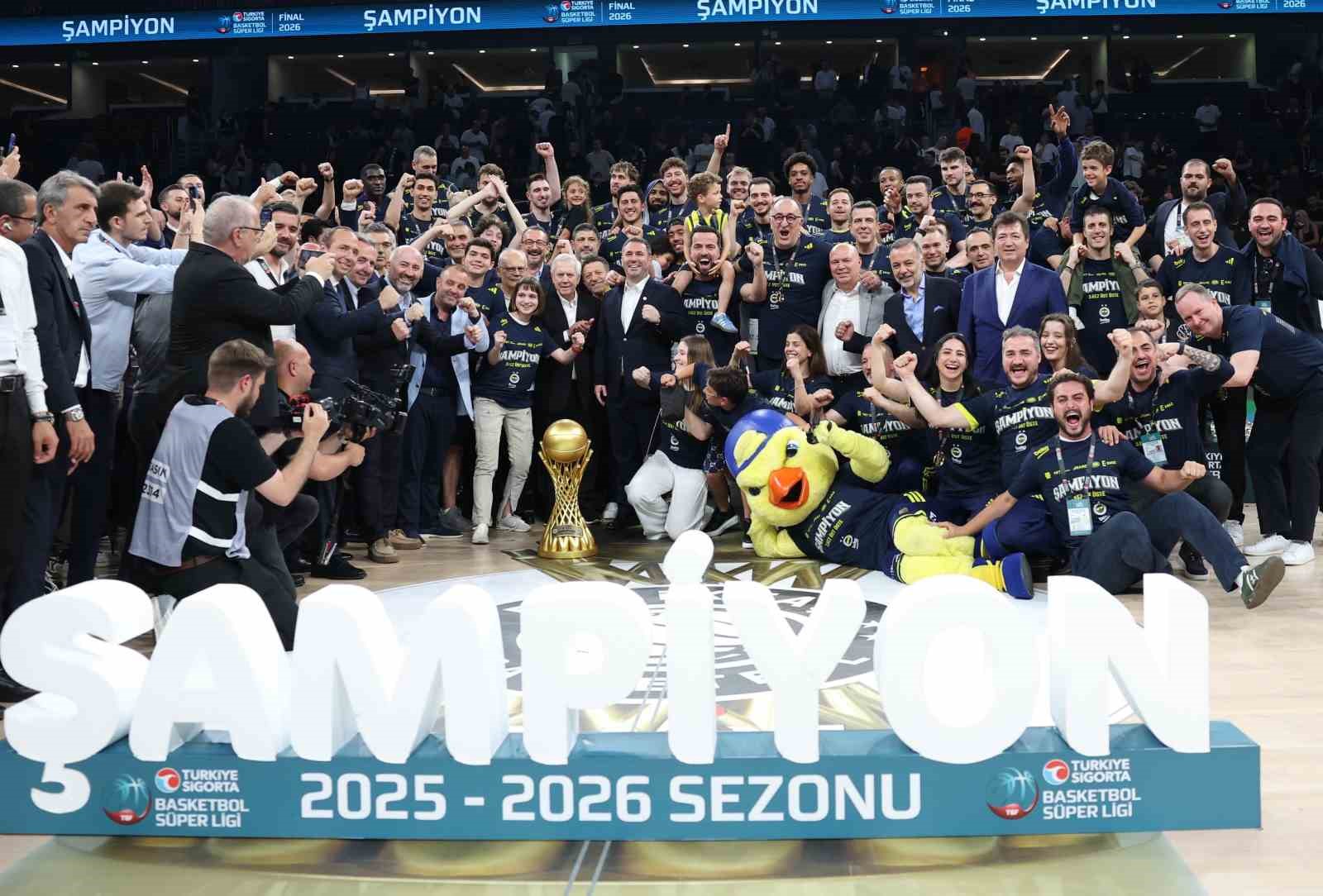Basketbol Süper Ligi’nde şampiyon Fenerbahçe
