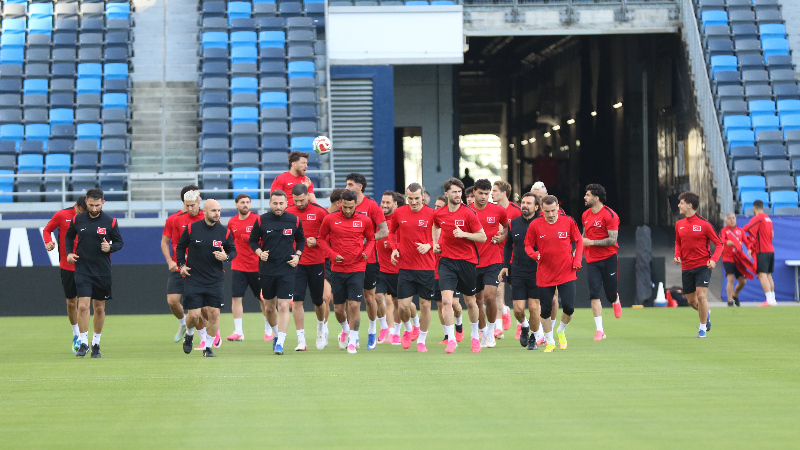 A Milli Futbol Takımı, Los Angeles'taki ilk antrenmanını yaptı