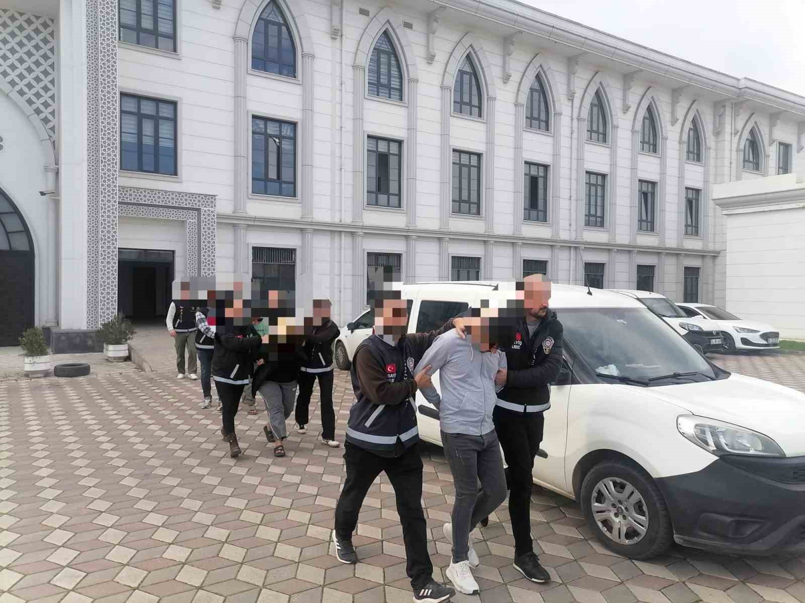 1 kişinin hayatını kaybettiği kavgada ilk duruşma yapıldı: 1 sanık tahliye edildi