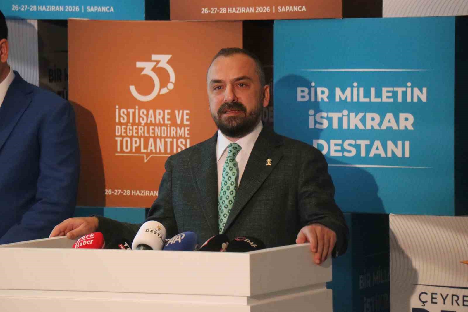 AK Parti kampında yeni şarkı sürprizi

