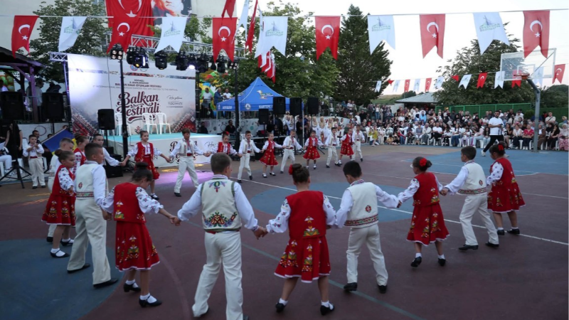 Avluburun'da festival coşkusu
