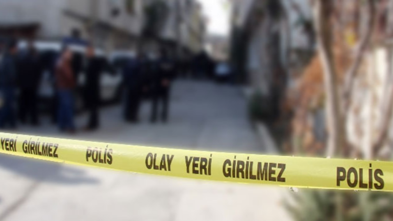 İzmit’te silah sesleri paniğe neden oldu: 2 yaralı