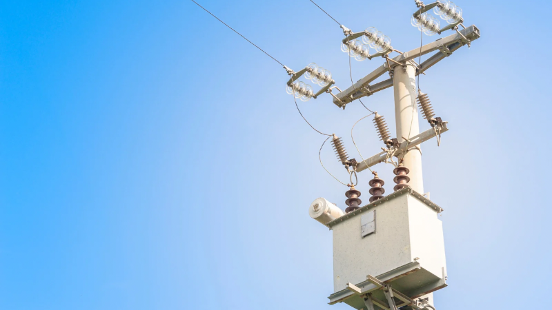 Bitmeyen elektrik kesintileri vatandaşları isyan ettirdi