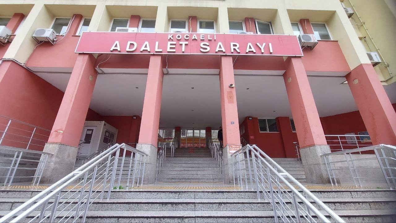 Kocaeli’deki 72 sanıklı protesto davası ertelendi
