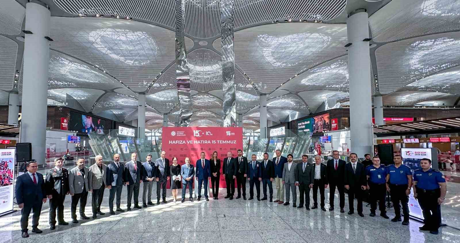 İGA İstanbul Havalimanı, direniş ruhunu ve milli birlik hafızasını geleceğe taşıyor