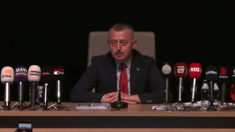 Büyükşehir reklam alanlarını 10 yıllığına kiraya verecek