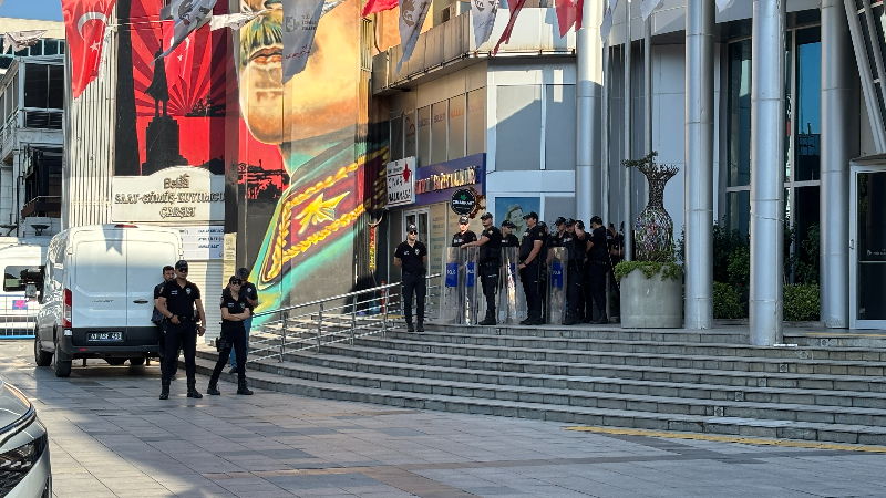 Fatma Kaplan Hürriyet ve eşi gözaltına alındı!