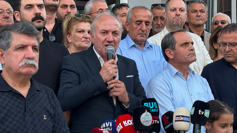 Hürriyet’ten el yazılı mektup: “Alnım açık, başım dik”