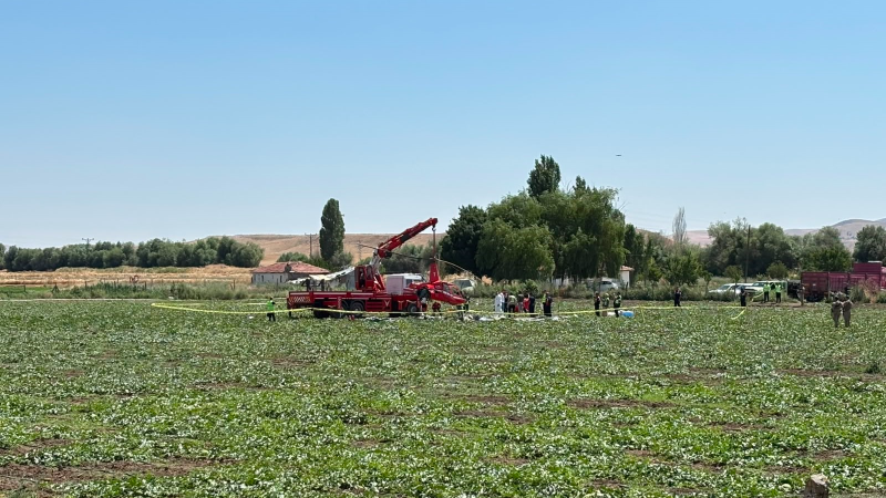 Helikopter kazasında Pilot Emekli Albay şehit oldu