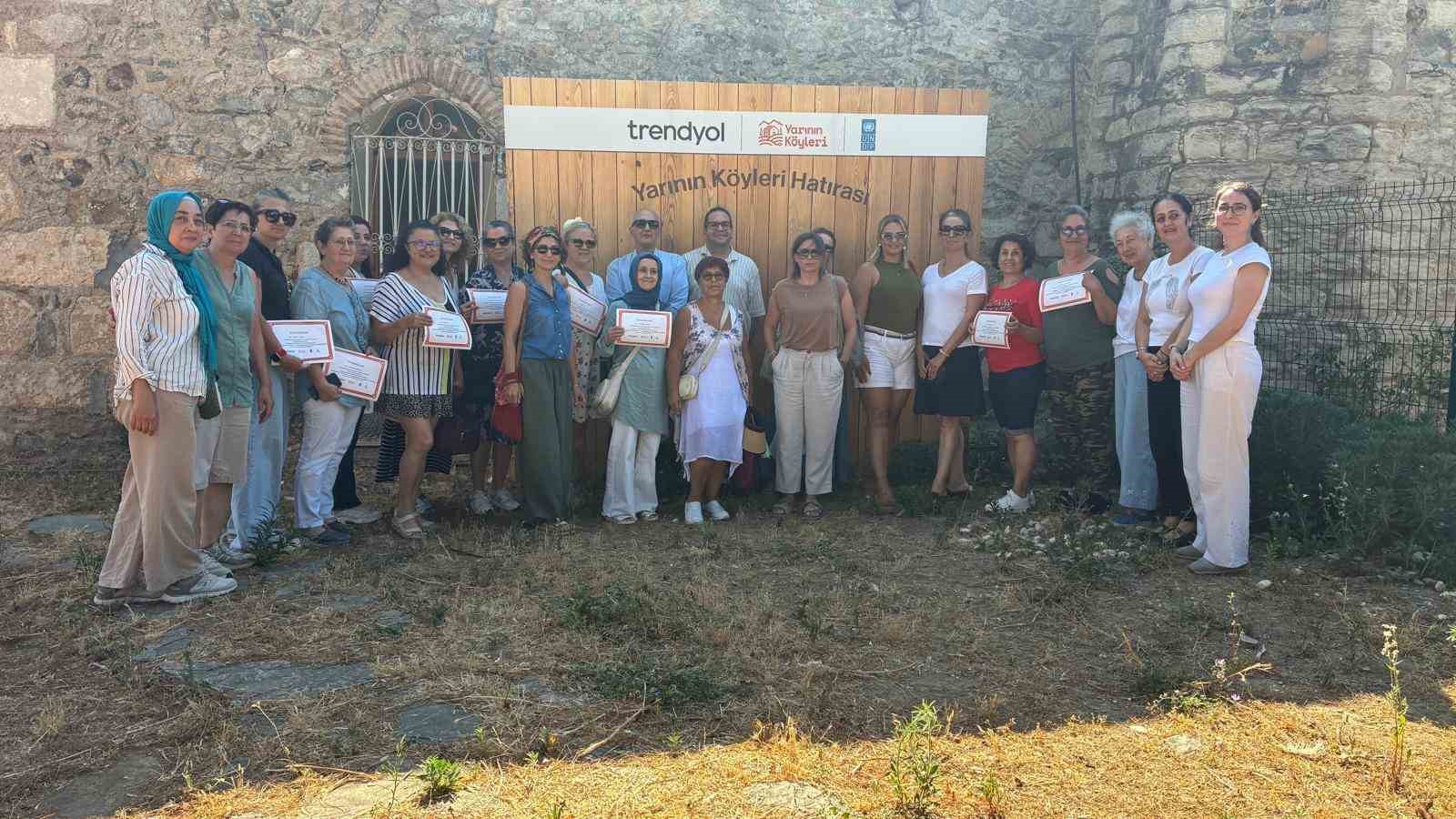 Yarının Köyleri, üreticilere sunduğu desteği yapay zekâ eğitimleriyle güçlendiriyor
