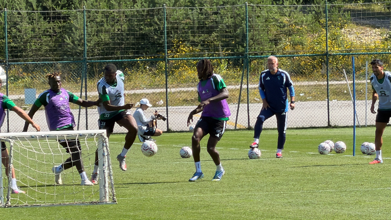 Kocaelispor, Topuk Yaylası’nda yeni sezon hazırlıklarını sürdürüyor