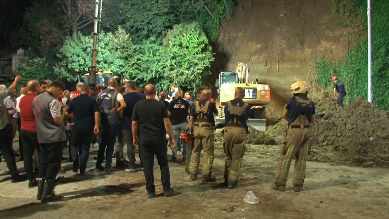 Büyükçekmece’de toprak kaymasının yaşandığı bölgede çalışmalar tamamlandı
