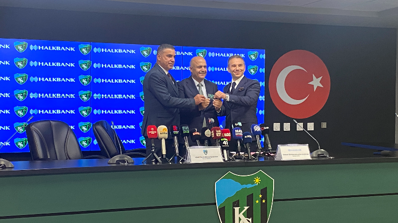 Kocaelispor ile Halkbank arasında imzalar atıldı!