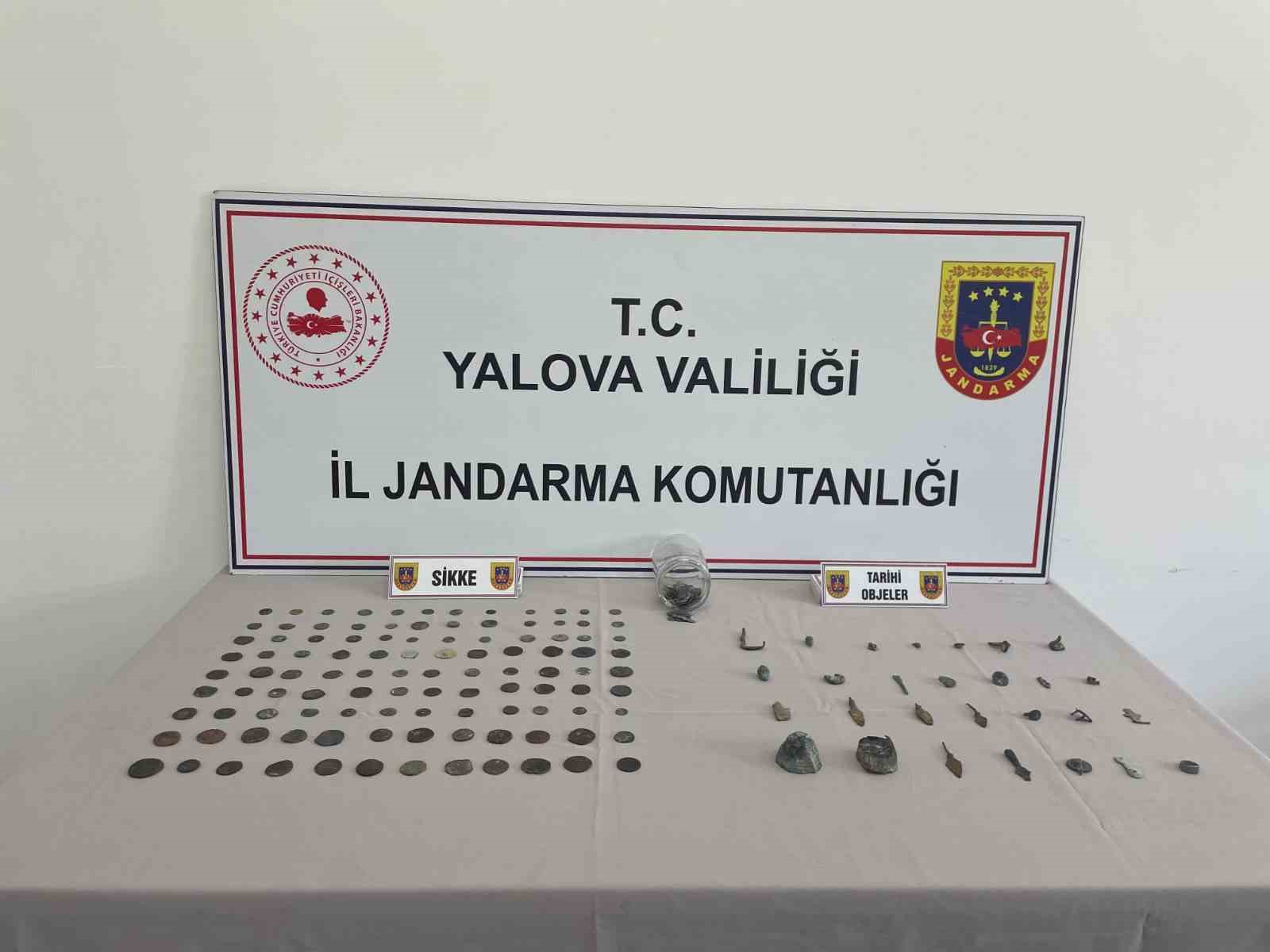Yalova’da tarihi eser operasyonu: 256 parça ele geçirildi
