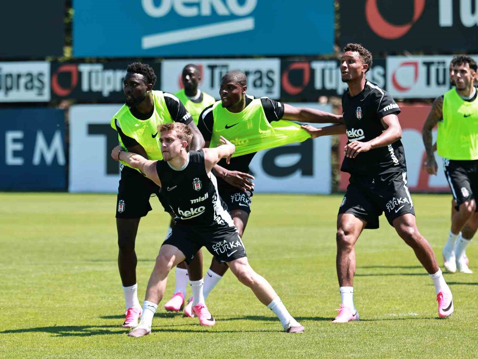 Beşiktaş’ta Hradec Kralove maçı hazırlıkları devam etti
