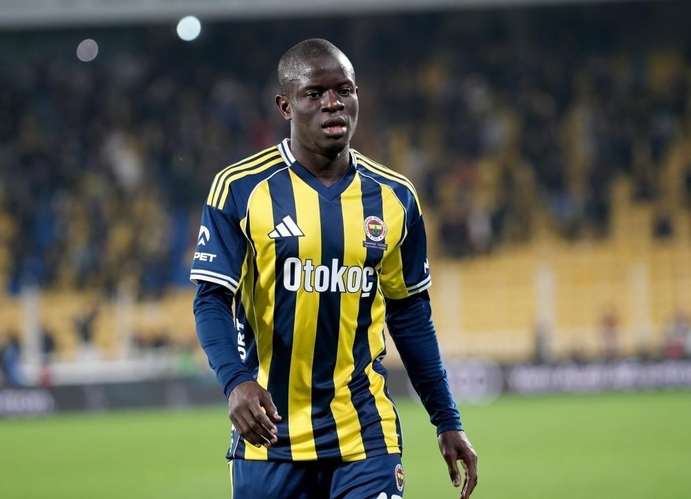 Fenerbahçe’de N’Golo Kante, UEFA kadrosuna eklendi
