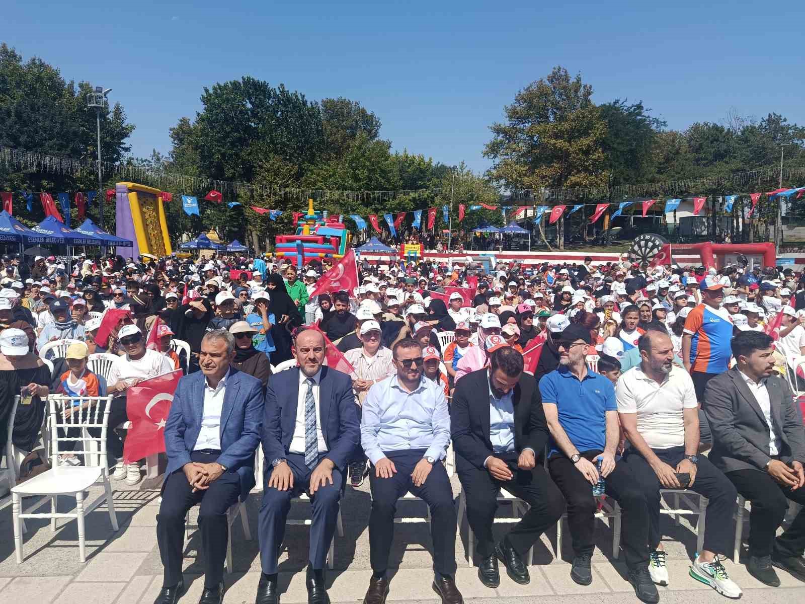 Esenler yaz okulları coşkulu bir şenlikle sona erdi