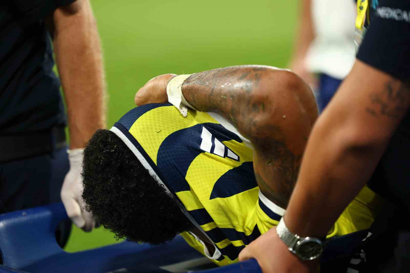 Jayden Oosterwolde oyuna devam edemedi
