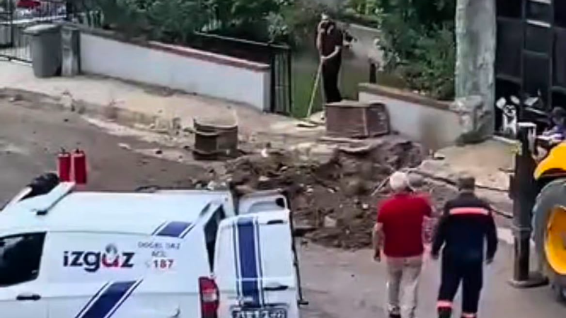 Mahallede korku dolu anlar: Gaz hattı delindi