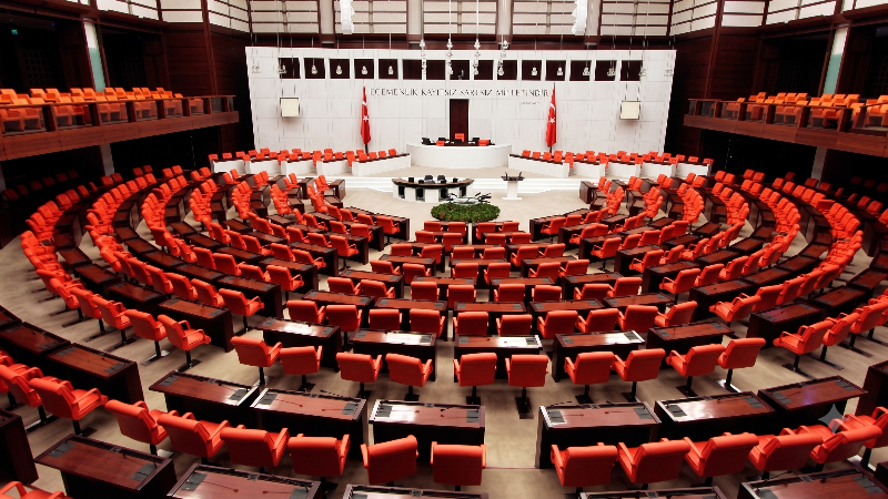 Çerçeve yasa kabul edildi