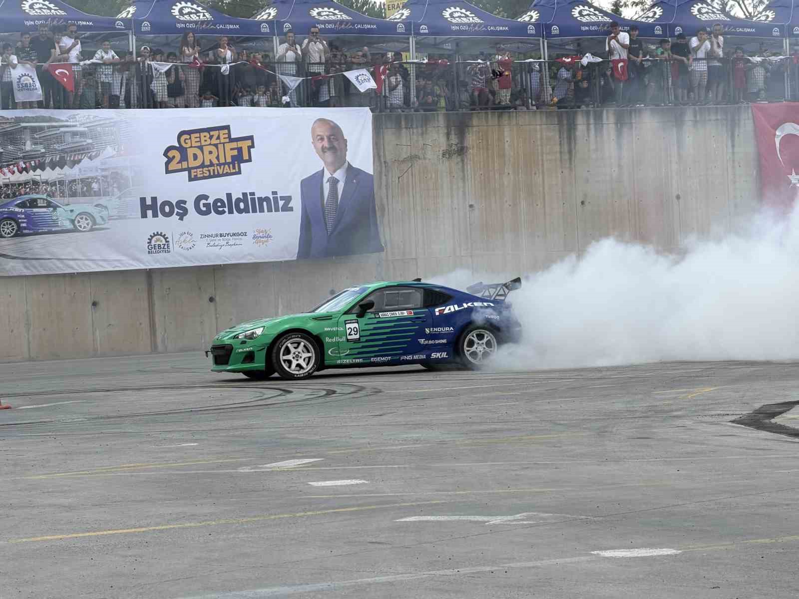 Gebze’de drift rüzgarı
