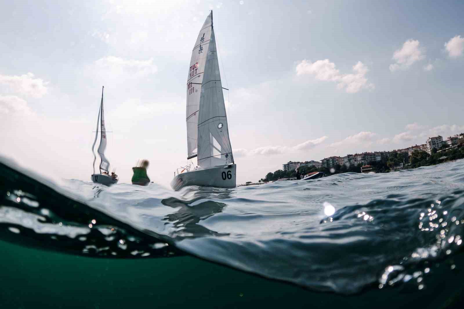 TAYK-Eker Olympos Regatta, J70 Match Race ve Hareketli Salma yarışlarıyla devam ediyor
