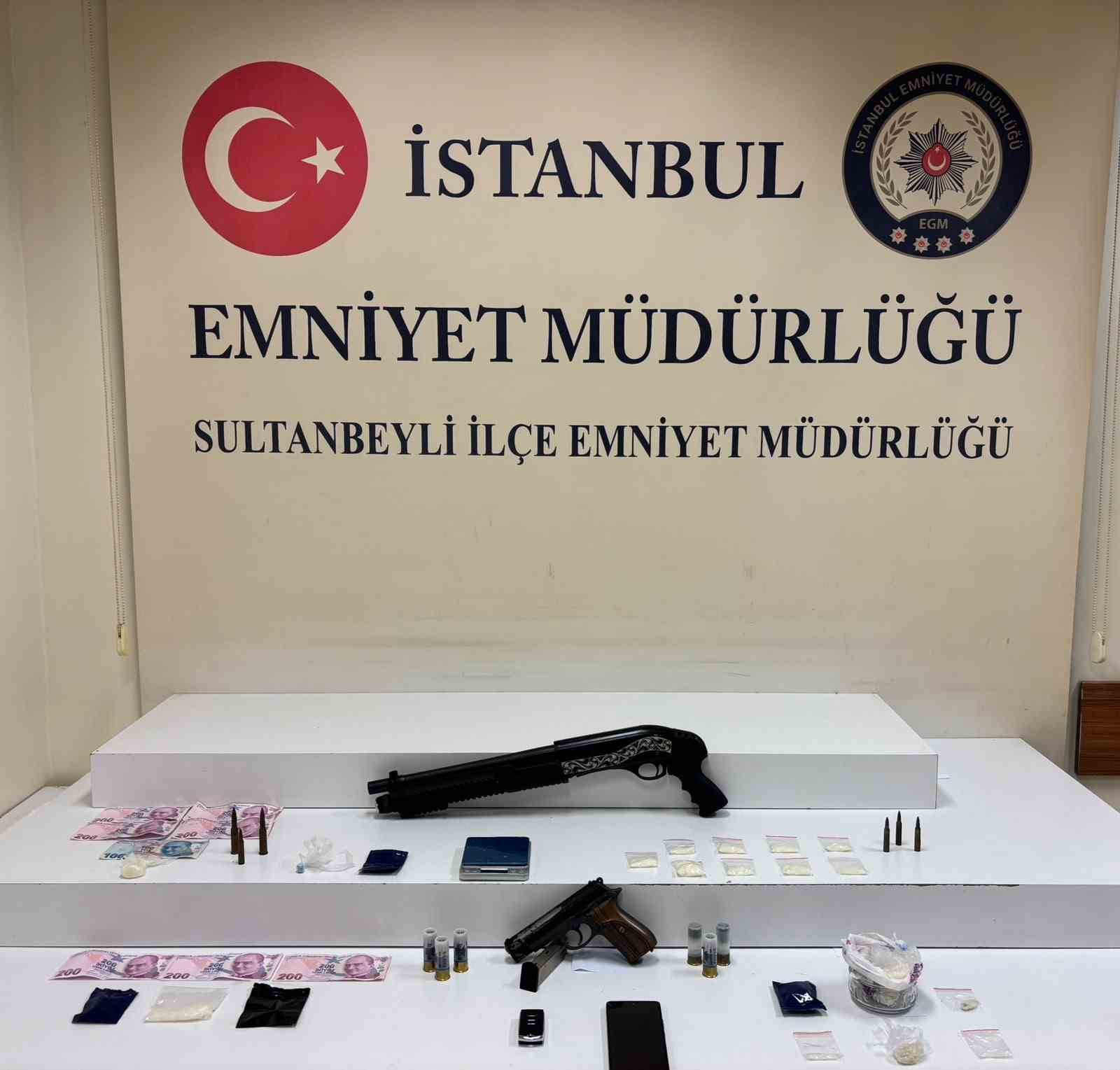 Sultanbeyli’de uyuşturucu operasyonu: 2 kişi tutuklandı
