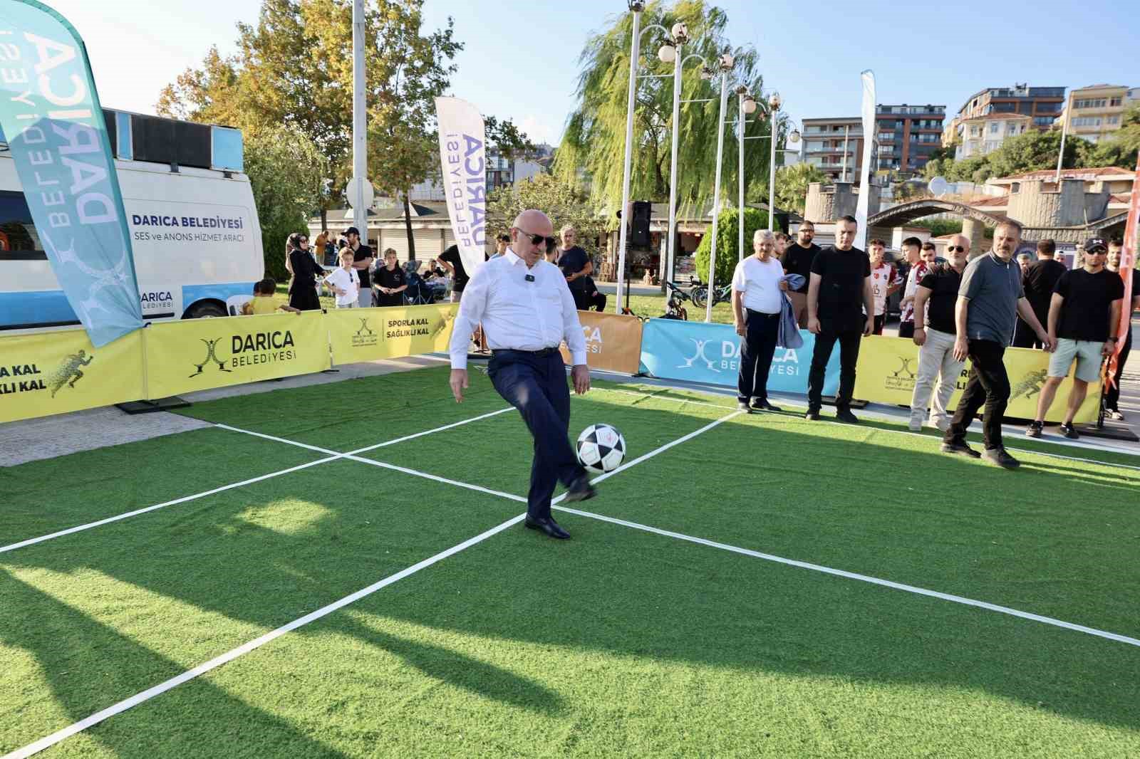 Darıca’da ayak tenisi heyecanı
