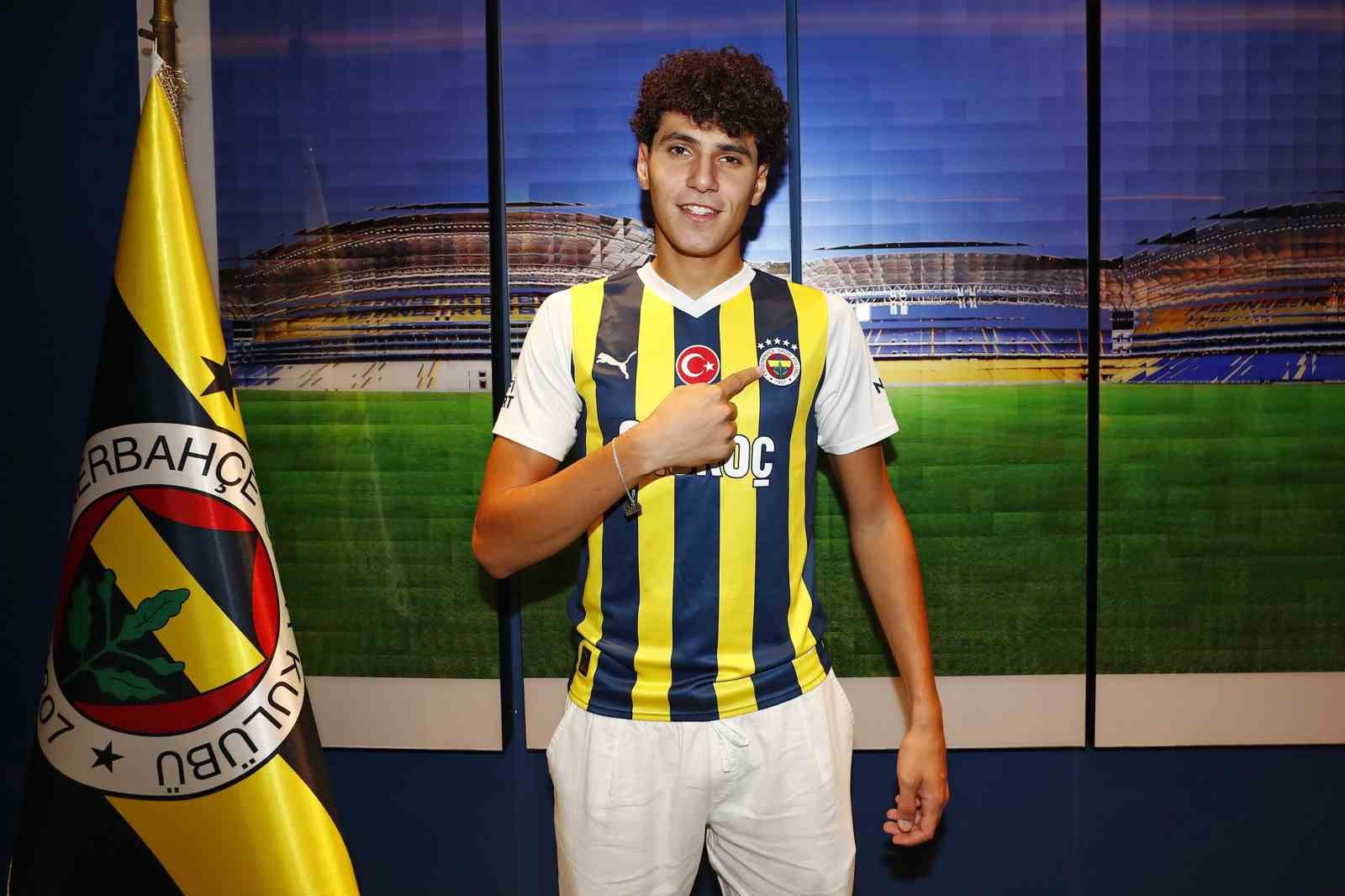 Fenerbahçe’de Omar Fayed ile yollar ayrıldı