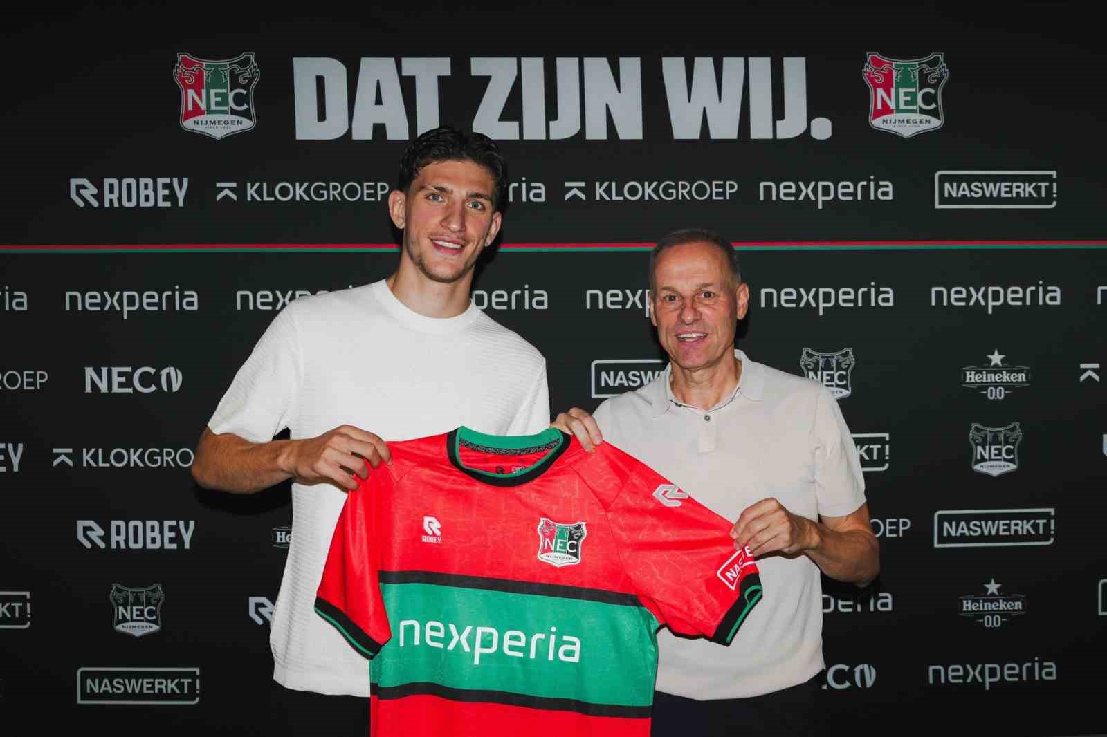 Ahmetcan Kaplan, NEC Nijmegen ile 4 yıllık sözleşme imzaladı
