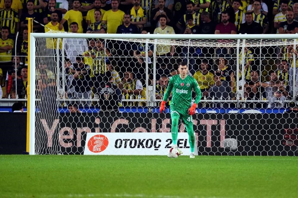 Fenerbahçe, Dominik Livakovic ile yollarını ayırdı
