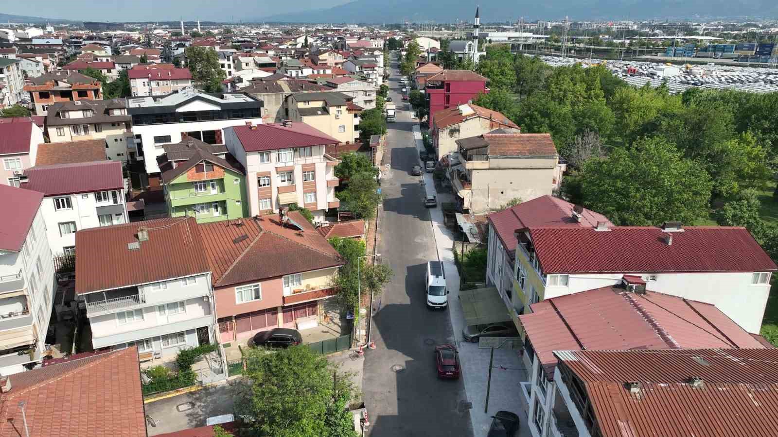 Kartepe’de 27 cadde ve sokak yenilendi

