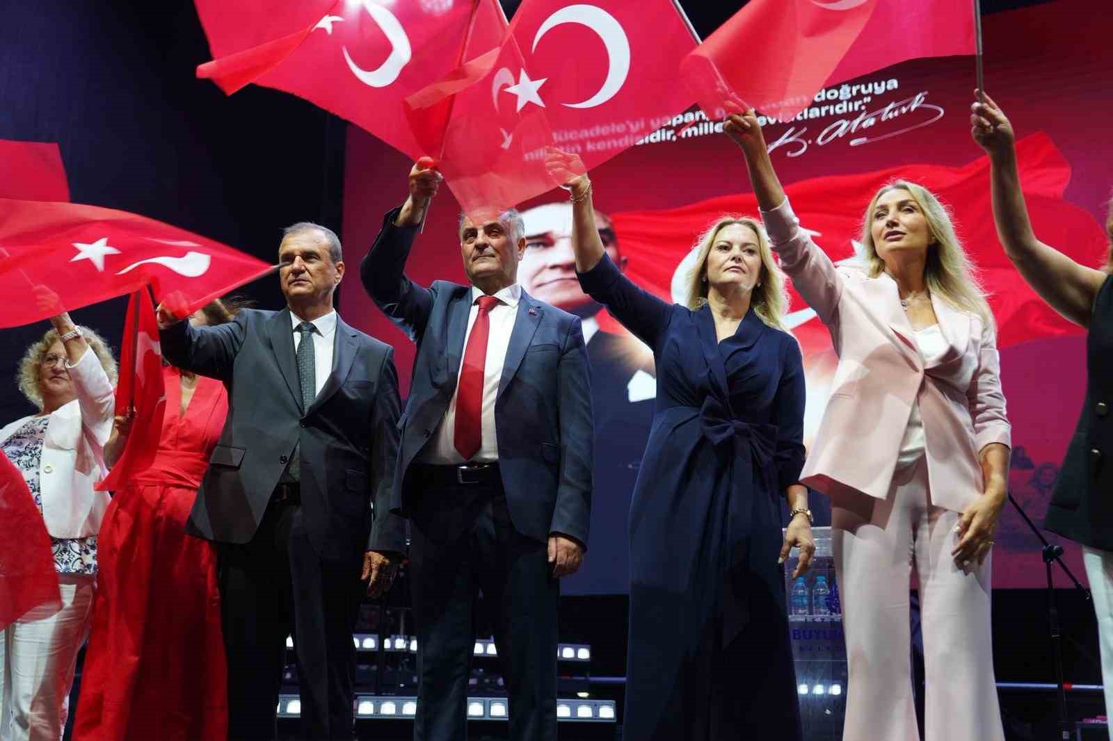 Büyükçekmece’de Zafer Bayramı coşkuyla kutlandı