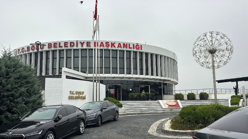 Bolu Belediyesi'ne 34 milyon liralık "hayali mesai" operasyonu