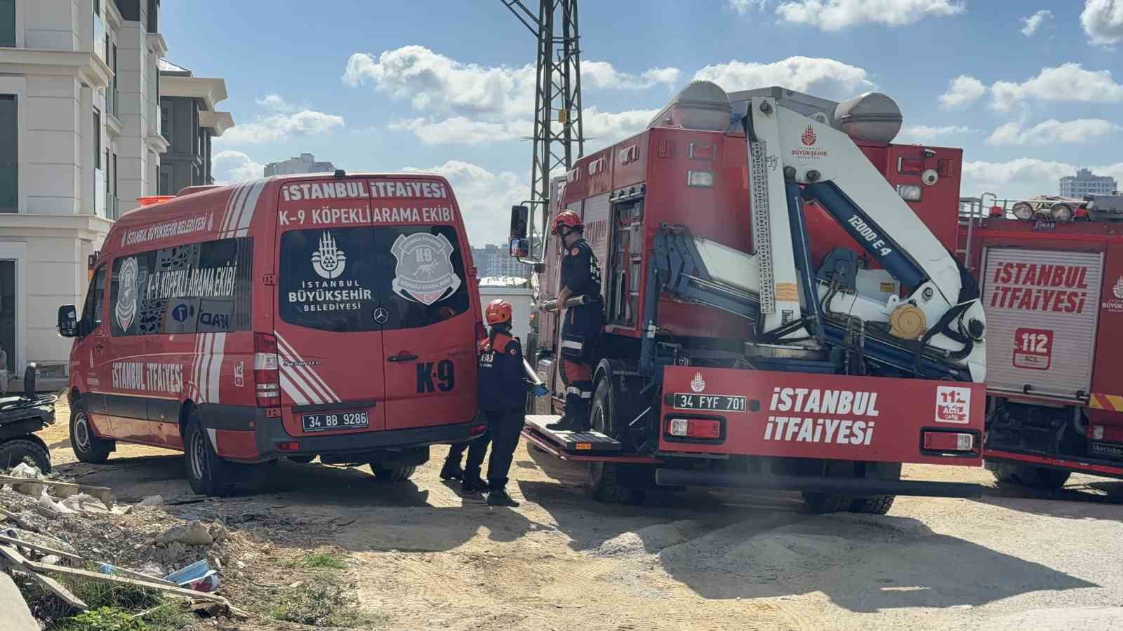 Başakşehir’de inşaatta göçük: 1 işçi toprak altında
