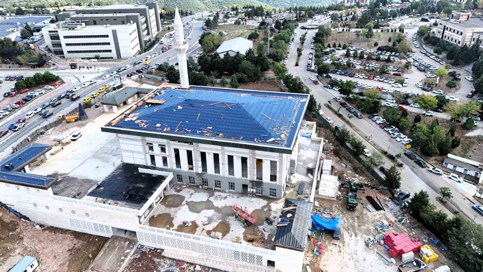 "Umuttepe Camii ve Otopark Projesi" gün sayıyor: Yüzde 90’ı tamamlandı