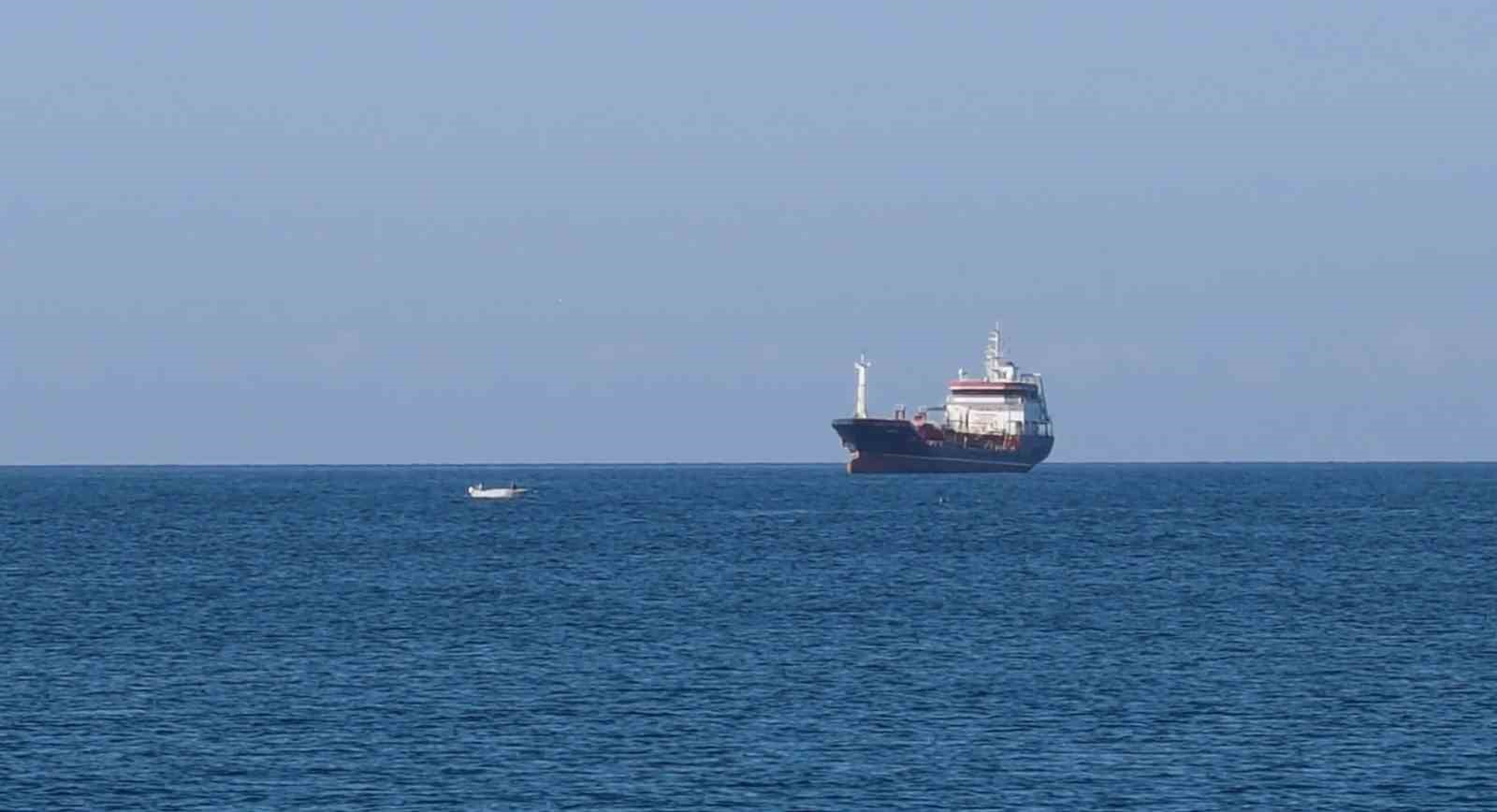 Silivri’de yaşanan gemi kazasının 4’üncü gününde arama kurtarma çalışmaları devam ediyor