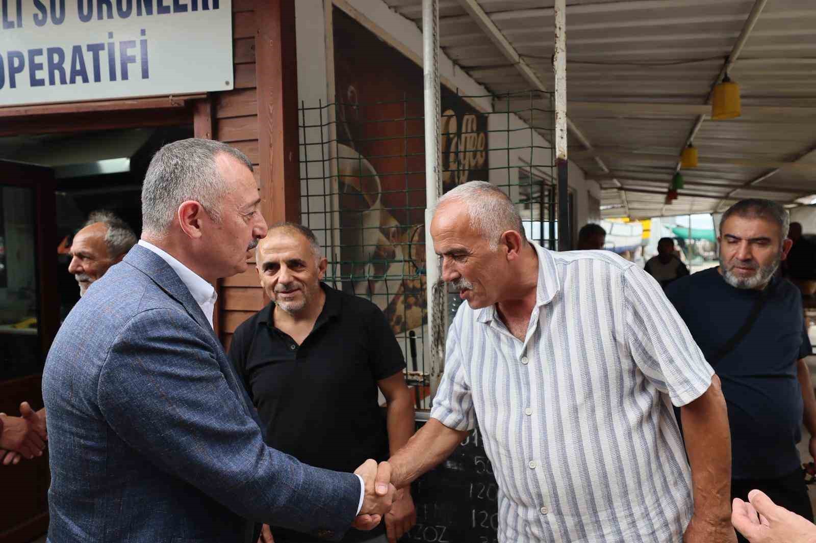 Büyükakın, yeni sezonda Karamürselli balıkçıları yalnız bırakmadı