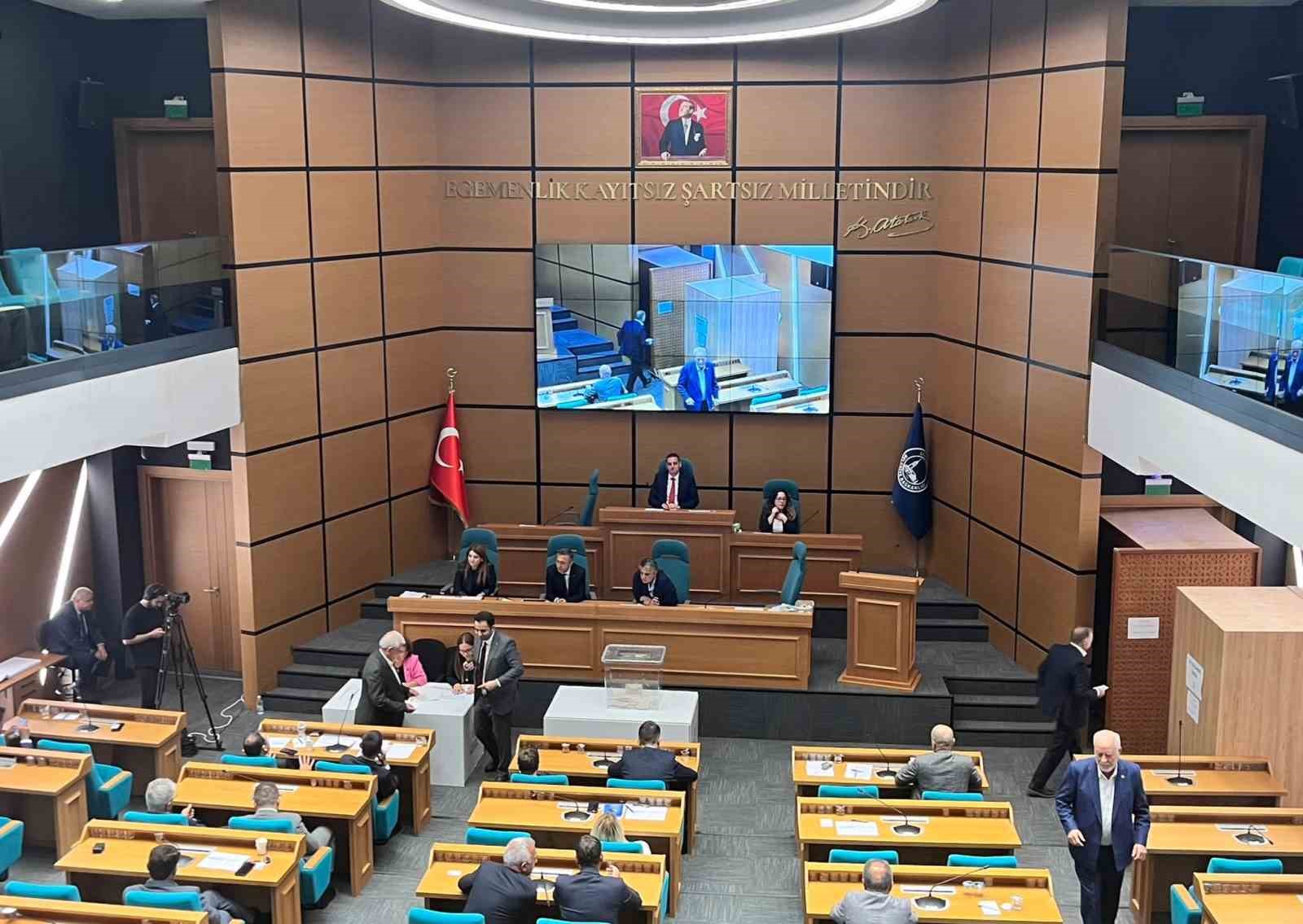 Üsküdar Belediyesi Başkanvekili seçiminde ikinci turda da sonuç çıkmadı