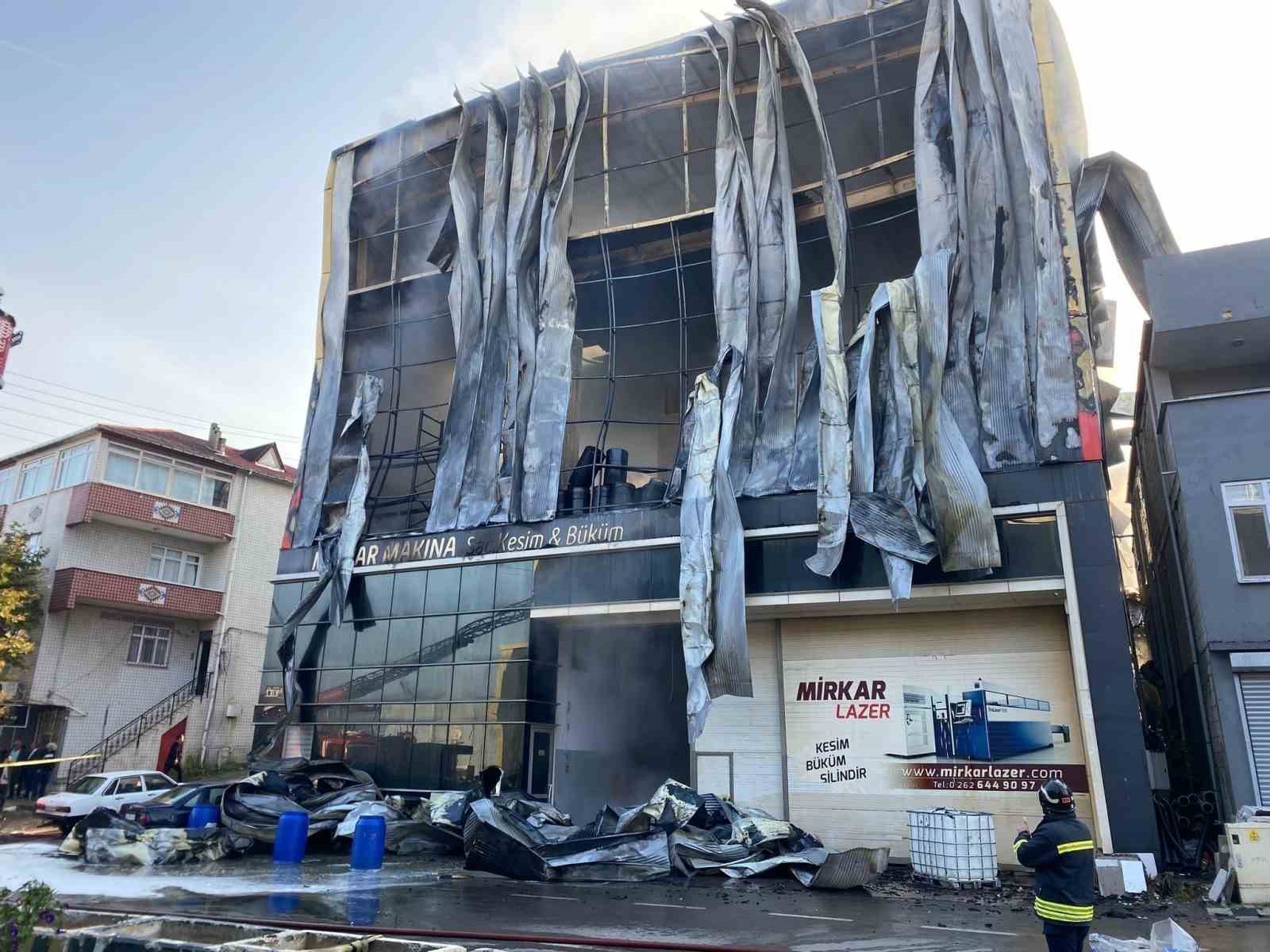 Dilovası’ndaki fabrika yangını davasında kamu görevlileri savunma yaptı
