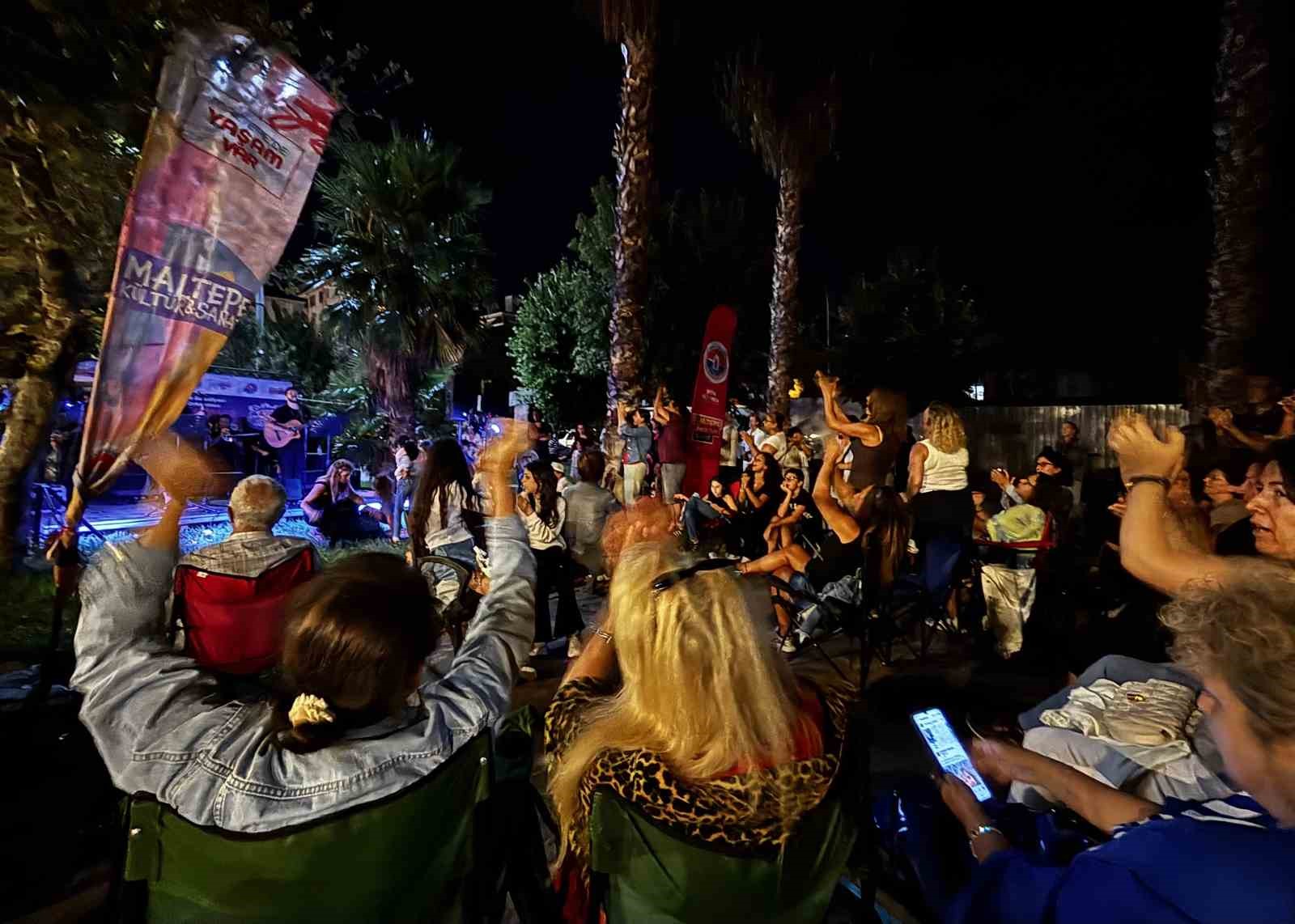 Maltepe açık hava konserlerinin son durağı Feyzullah Mahallesi oldu
