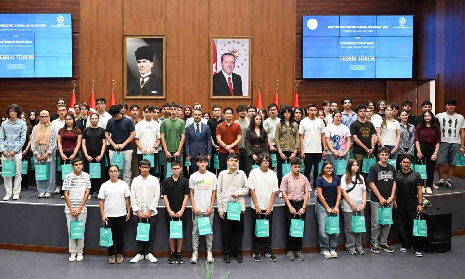 YKS Türkiye 19’uncusu başarıya giden süreci anlattı